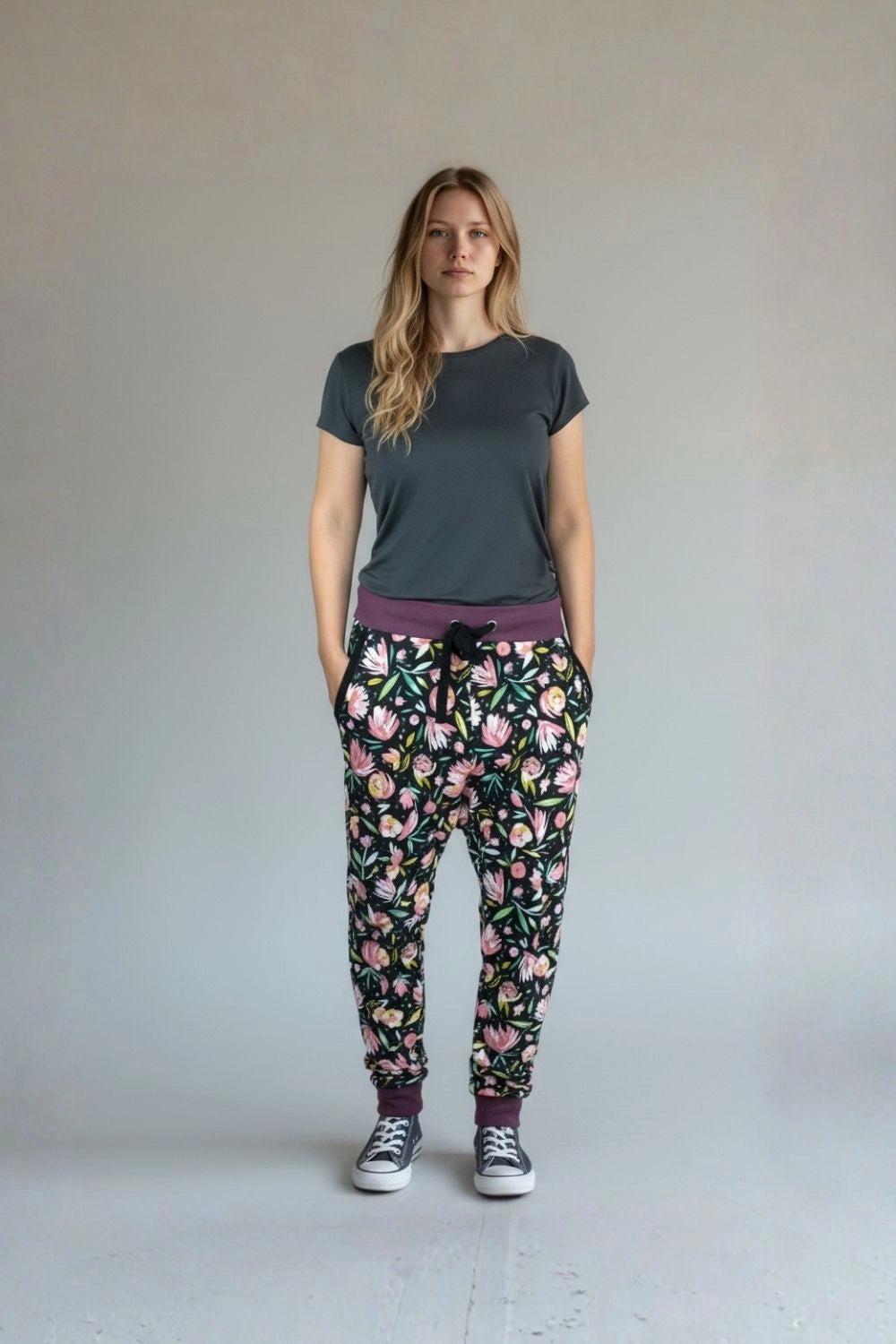 Sweatpants pattern with low crotch Linn