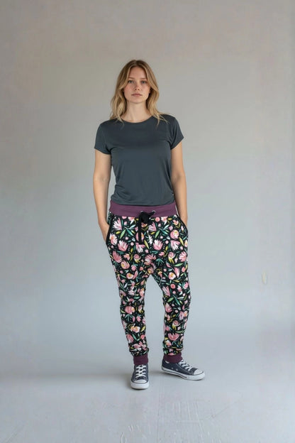 Sweatpants pattern with low crotch Linn